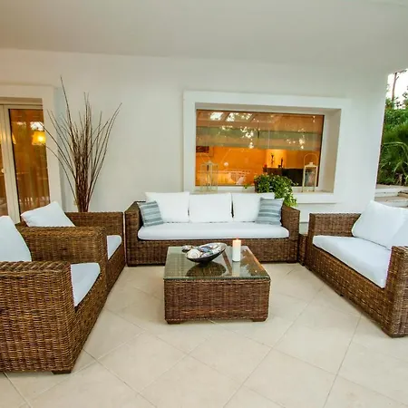 Muses Villa