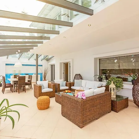 Muses סאני ביץ'