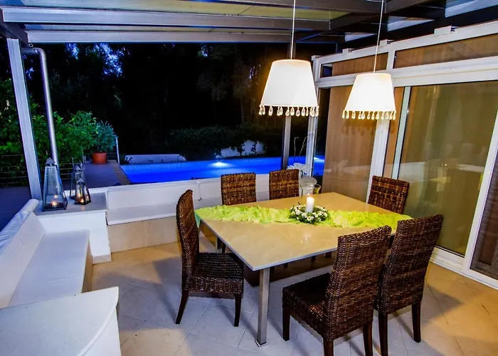 Villa Muses Villas