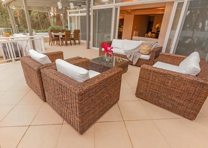 Villa Muses Villas